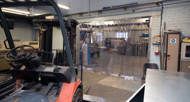 Завеса ПВХ для холодильного склада и терминала